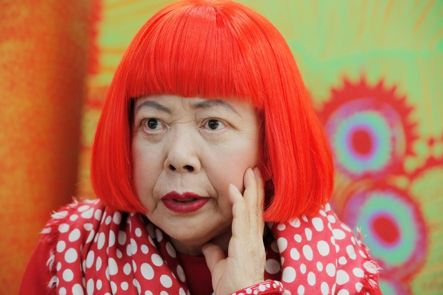 'Nữ hoàng chấm bi' Yayoi Kusama qua đời- Ảnh 1.