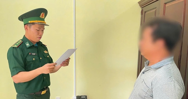 Xử phạt nhiều tàu cá Quảng Ngãi vi phạm quy định khai thác hải sản- Ảnh 1.