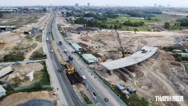 Sắp trình chủ trương nâng cấp 15,3 km đường Mỹ Phước Tân Vạn, vốn hơn 20.000 tỉ- Ảnh 2.