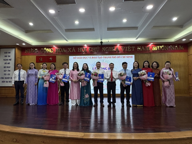 Điều động một phó chủ tịch phường nhận nhiệm vụ trưởng phòng của Sở GD-ĐT TP.HCM - Ảnh 3.