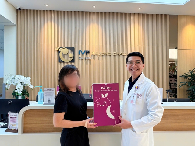 8 năm t&igrave;m con tại Mỹ, cặp đ&ocirc;i đ&oacute;n tin vui khi l&agrave;m IVF tại Việt Nam - Ảnh 4.