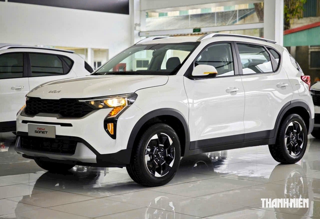 Giá xe lại giảm sốc: SUV đô thị MG ZS chỉ còn 378 triệu tại đại lý - Ảnh 3.
