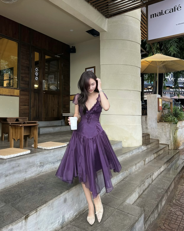 Mặc sắc tím thế nào để visual thăng hạng, không lo bị 'sến' - Ảnh 1.