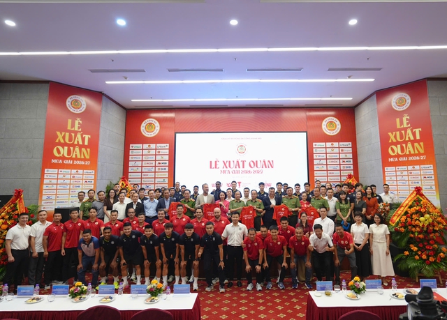 CLB CAHN vinh danh 6 tuyển thủ vừa vô địch ASEAN Cup, quyết tâm giành cú đúp danh hiệu mùa giải mới- Ảnh 1.