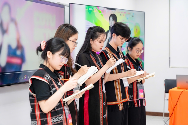 Người trẻ phố thị giữ hồn đại ng&agrave;n: Tinh thần Cơ Tu-Gether trong 'ng&ocirc;i nh&agrave; số'- Ảnh 6.