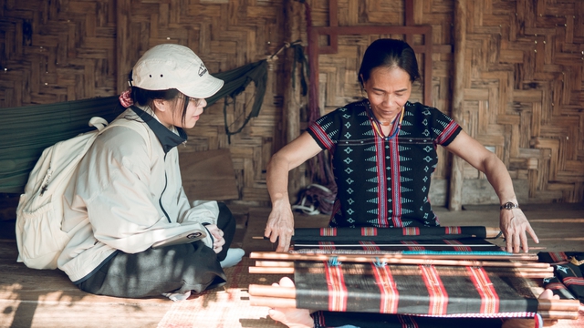 Người trẻ phố thị giữ hồn đại ng&agrave;n: Tinh thần Cơ Tu-Gether trong 'ng&ocirc;i nh&agrave; số'- Ảnh 5.