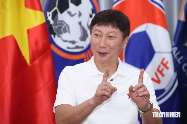 Ông Kim nói cực hay về Đình Bắc: 'Cậu ấy khác biệt, sẽ xuất ngoại thành công'- Ảnh 2.