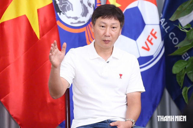 HLV Kim Sang-sik: 'Không biết tôi có ma thuật không, mà Thái Lan phản lưới nhiều vậy'- Ảnh 3.