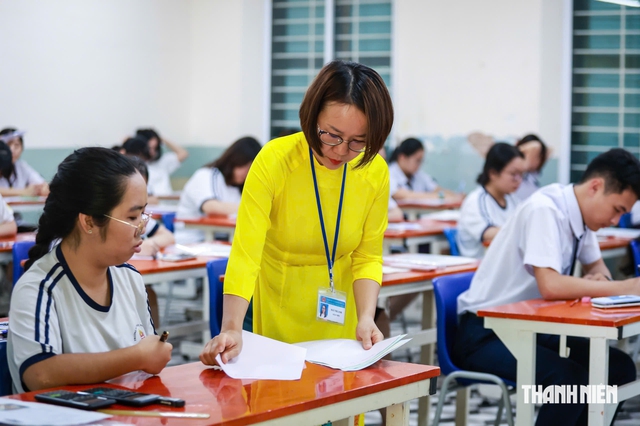 Thứ hạng điểm thi THPT của 34 địa phương: Cần một c&aacute;ch đối s&aacute;nh c&ocirc;ng bằng hơn - Ảnh 1.