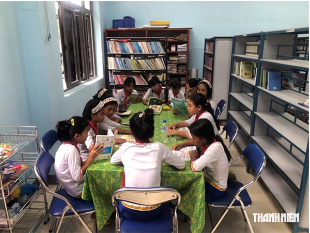 Tủ sách Đặng Thùy Trâm đã lên tới Tây Trà- Ảnh 1.