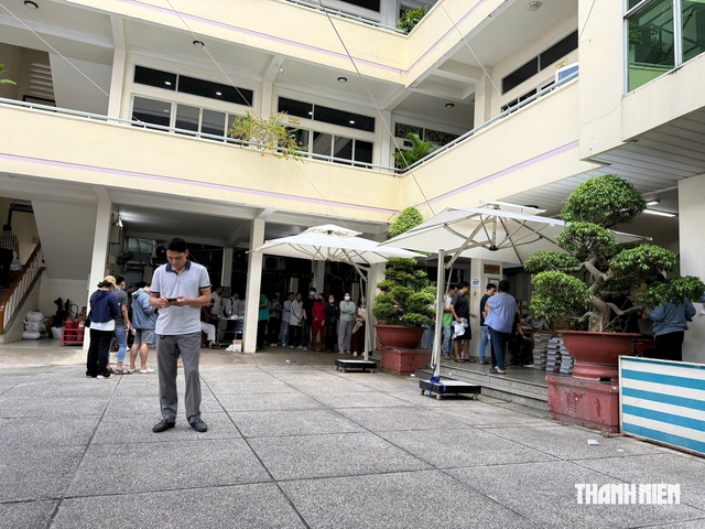 Trống vắng chiều nay, hết cảnh 'săn sách giáo khoa như săn sale' - Ảnh 4.