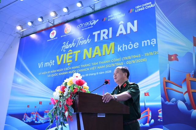 Long Châu đến Côn Đảo: Nối mạch tri ân, chăm sóc sức khỏe nơi đảo xa - Ảnh 1.