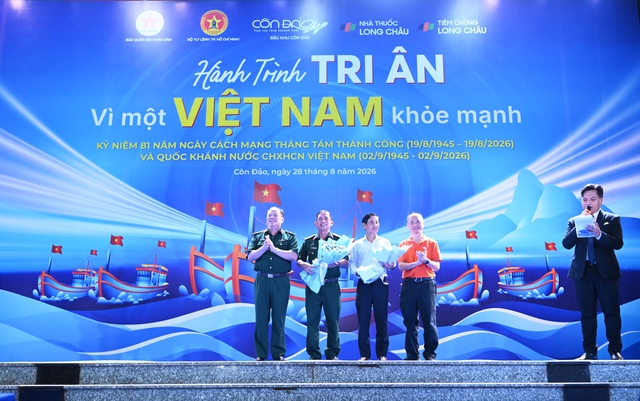 Long Châu đến Côn Đảo: Nối mạch tri ân, chăm sóc sức khỏe nơi đảo xa - Ảnh 3.