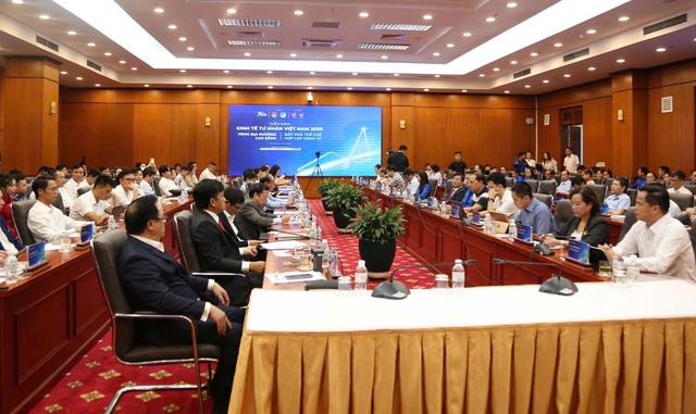 Gỡ điểm nghẽn thể chế để doanh nghiệp Cao Bằng mạnh dạn đầu tư - Ảnh 2.
