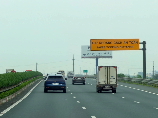 Cục CSGT: Lái xe đã có ý thức giữ khoảng cách, chấp hành tốc độ - Ảnh 2.