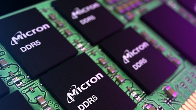 Giá chip nhớ leo thang, một kg DRAM ngang 620 gram vàng - Ảnh 1.