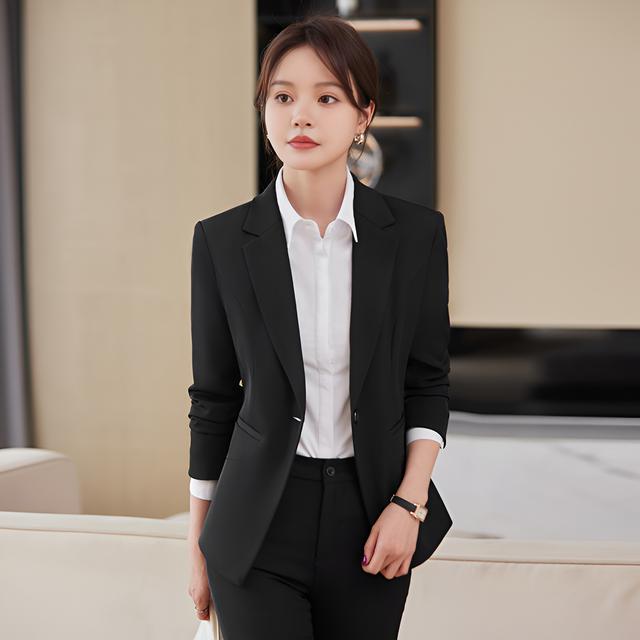 Cân mọi phong cách chỉ với một chiếc blazer đen thanh lịch - Ảnh 6.