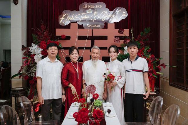Cụ ông 92 tuổi dành dụm hàng chục năm tặng vàng, tiền cho con, cháu, chắt - Ảnh 2.