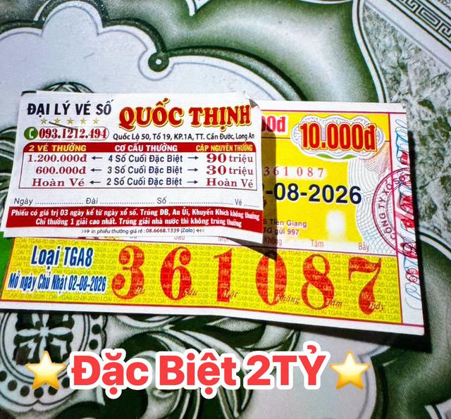 Mua tờ vé số dãy ngẫu nhiên, người phụ nữ trúng độc đắc xổ số miền Nam - Ảnh 1.
