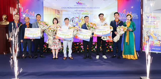 Từ ngựa v&agrave;ng đến b&oacute;ng v&agrave;ng: Vikki Digital Bank lan tỏa m&ugrave;a tiết kiệm sinh lời - Ảnh 4.