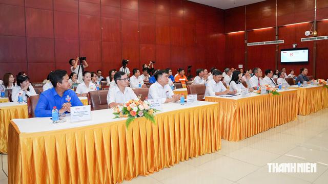 EVNHCMC trao giải cuộc thi video clip '50 năm Điện lực TP.HCM &ndash; kiến tạo tương lai". - Ảnh 2.