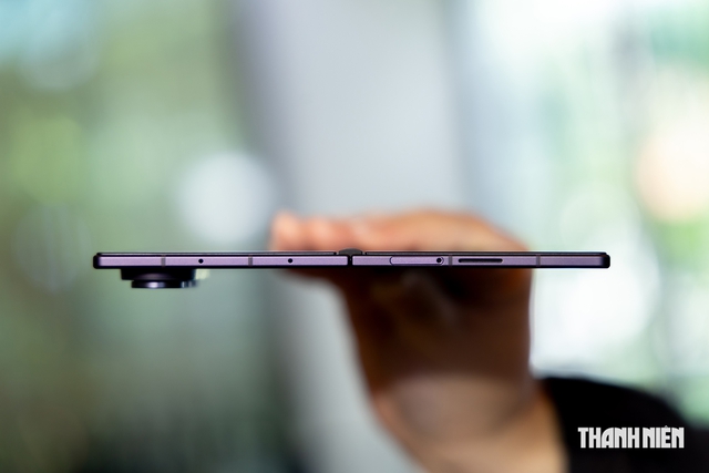 Vì sao iPhone Duo ra mắt lại thúc đẩy doanh số Galaxy Z Fold8? - Ảnh 1.