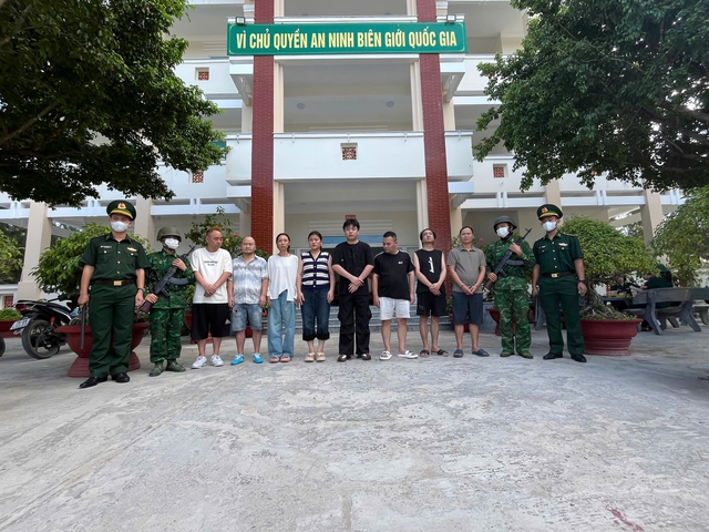 Bắt 9 người trong chuyên án đưa người Trung Quốc xuất cảnh trái phép- Ảnh 3.