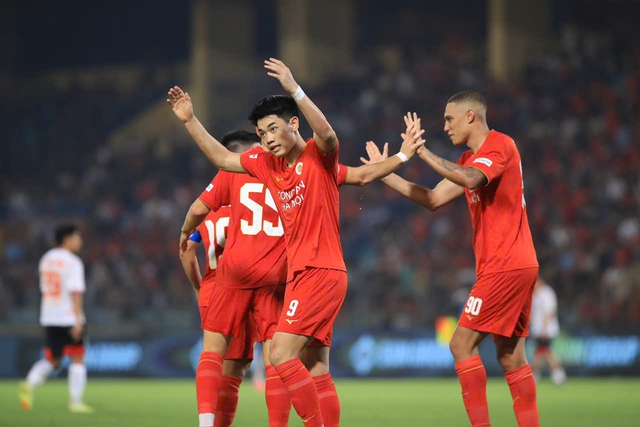 Đình Bắc tiết lộ thể trạng sau ASEAN Cup, gửi thông điệp đặc biệt đến HLV Polking- Ảnh 1.