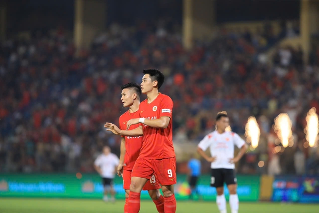 Đình Bắc tiết lộ thể trạng sau ASEAN Cup, gửi thông điệp đặc biệt đến HLV Polking- Ảnh 3.