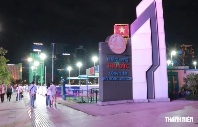 Tối ng&agrave;y lễ đi đ&acirc;u? Những điểm vui chơi về đ&ecirc;m ở TP.HCM đang hot- Ảnh 2.
