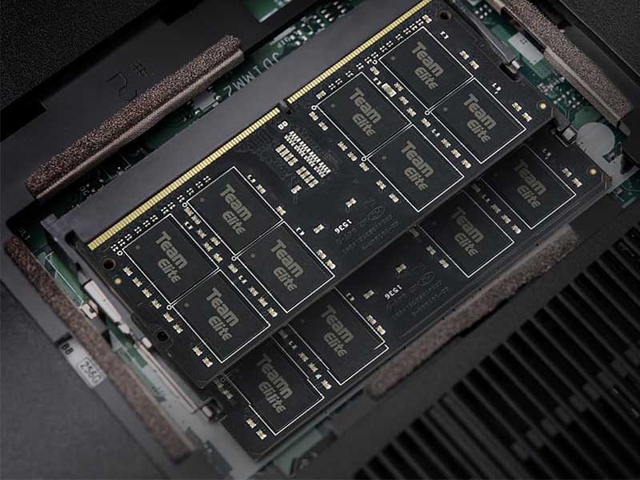 Giá RAM tăng cao, MSI dùng lại DDR4 trên laptop gaming - Ảnh 1.