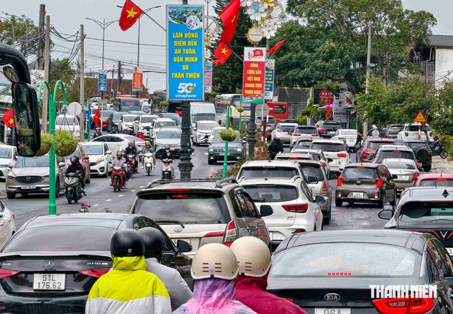 Đ&agrave; Lạt thong thả, kh&ocirc;ng đ&ocirc;ng như tưởng tượng - Ảnh 5.