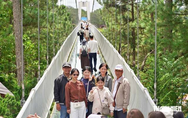 Đ&agrave; Lạt thong thả, kh&ocirc;ng đ&ocirc;ng như tưởng tượng - Ảnh 7.