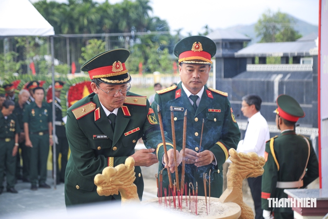 Tìm thấy 5 hài cốt liệt sĩ ở Quảng Ngãi: ‘Đưa các anh về với đất mẹ'- Ảnh 2.