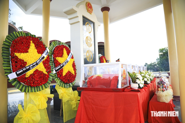 Tìm thấy 5 hài cốt liệt sĩ ở Quảng Ngãi: ‘Đưa các anh về với đất mẹ'- Ảnh 3.