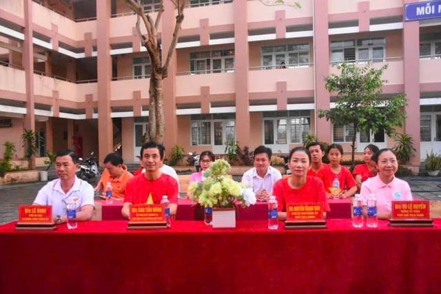 Xã Bình Giã tổ chức thành công chương trình đi bộ 'Cùng Việt Nam tiến bước 2026'- Ảnh 1.