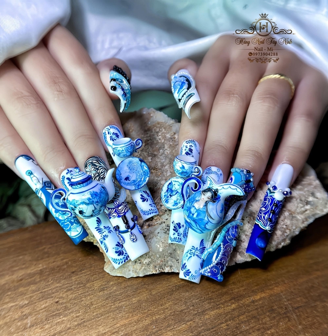 Bộ móng mất 7 tiếng hoàn thiện của nữ thợ nail từng bán quần áo ngoài chợ - Ảnh 2.