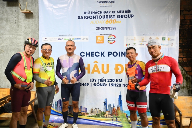 Khép lại thành công Ngày hội xe đạp Saigontourist Group vì cộng đồng- Ảnh 4.