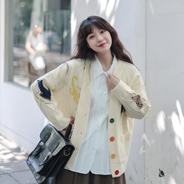 Nhẹ nhàng ngày chuyển mùa cùng áo cardigan - Ảnh 7.