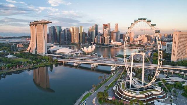Người Việt tò mò khám phá Singapore theo bộ ‘kim chỉ nam’ vừa quen vừa lạ- Ảnh 1.