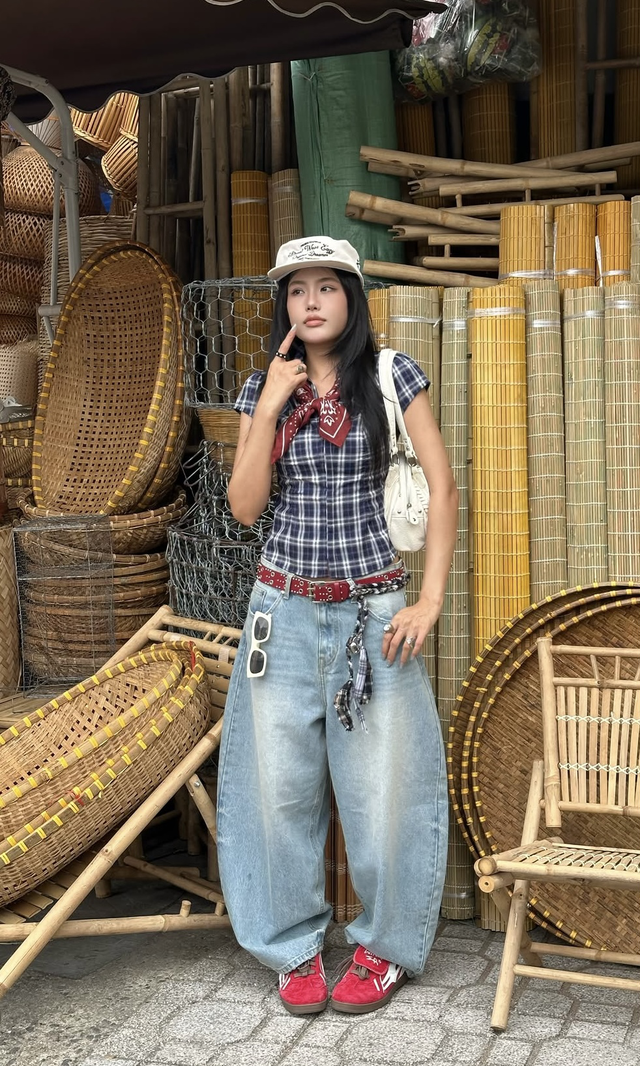 Những xu hướng giày 'đổi gió' cho phong cách ngày giao mùa- Ảnh 7.