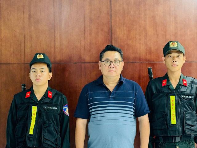 Công an TP.HCM khởi tố, bắt ca sĩ Nguyễn Thị Hiền - Ảnh 2.