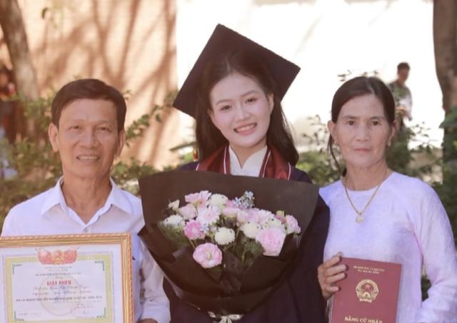  Tự hào khi được gọi 'đây là ba mẹ tôi'- Ảnh 3.