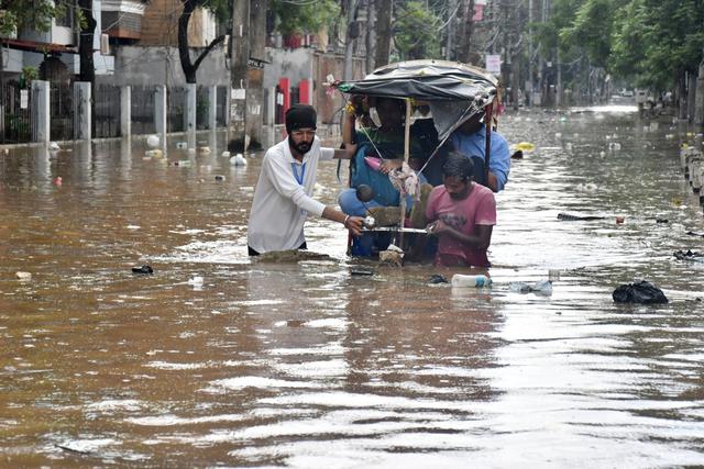 Hơn 100 người chết do lũ lụt, lở đất ở Ấn Độ- Ảnh 1.
