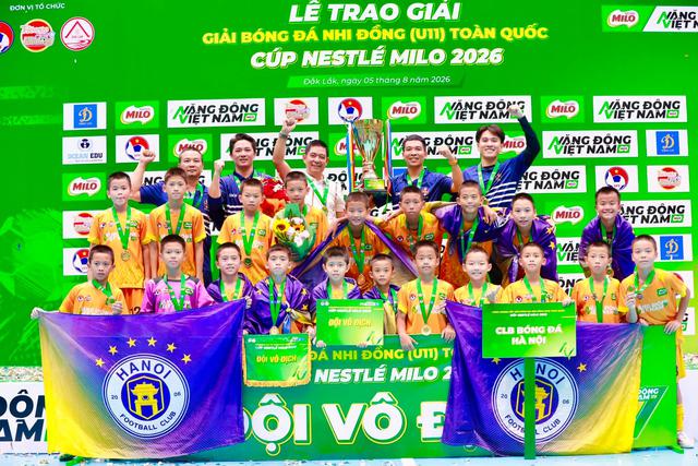 Chiếc cúp vô địch của cả hệ thống- Ảnh 1.