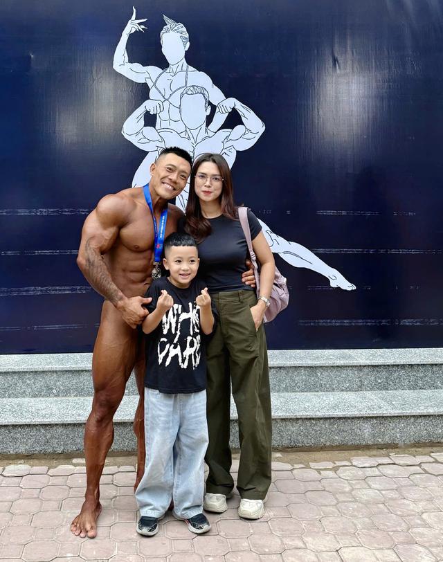 Tình cha con và bức ảnh quý giá - Ảnh 2.