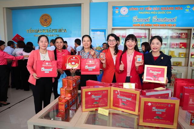 Khánh Hòa khai trương tổ hợp dịch vụ trên cung đường Nha Trang - Đà Lạt- Ảnh 1.