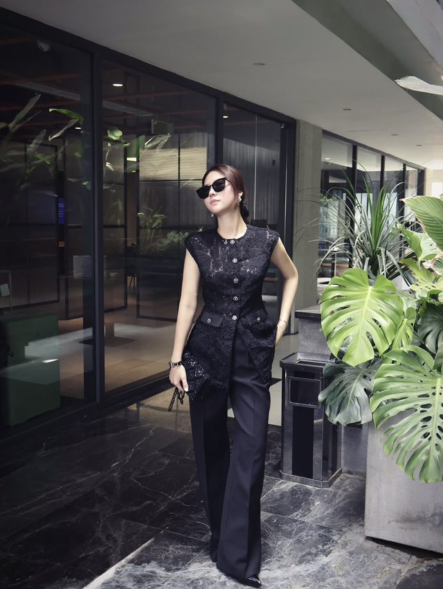 T&ocirc;n kh&iacute; chất tiểu thư từ phong c&aacute;ch Old Money cổ điển- Ảnh 2.