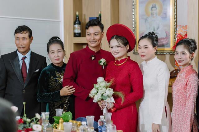 Mẹ kế tặng 500 triệu cho con chồng, lời nhắn nhủ xúc động ở lễ vu quy - Ảnh 2.