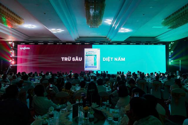 Giải ph&aacute;p mới diệt tận gốc bệnh v&agrave;ng l&aacute; thối rễ tr&ecirc;n sầu ri&ecirc;ng, c&agrave; ph&ecirc; - Ảnh 2.